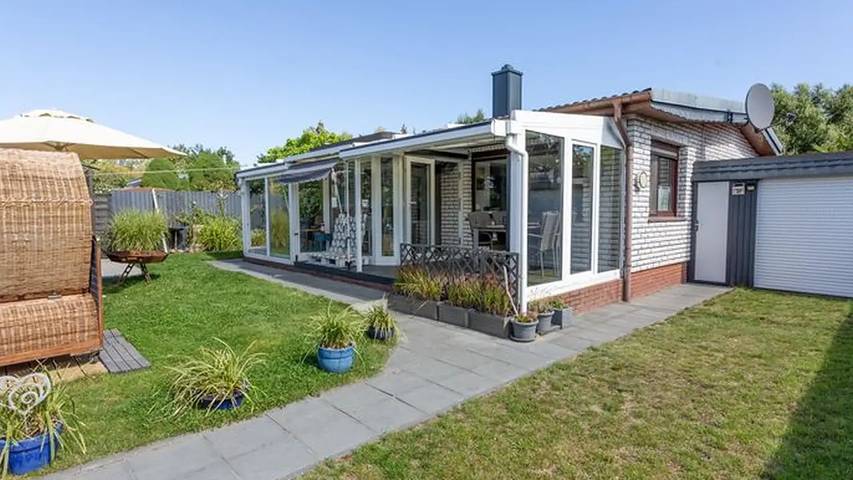Ferienhaus für 4 Personen, mit Sauna und Garten sowie Terrasse in Loissin