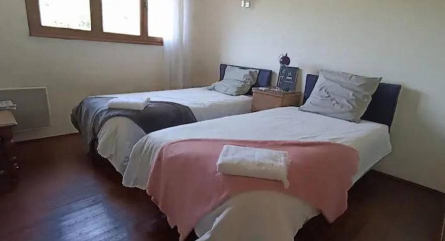 Gîte pour 5 personnes, avec vue ainsi que terrasse et jardin à Vialas - 4