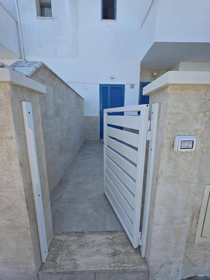 Ferienwohnung für 7 Personen, mit Balkon und Terrasse in Torre Mozza (Salento) - 2