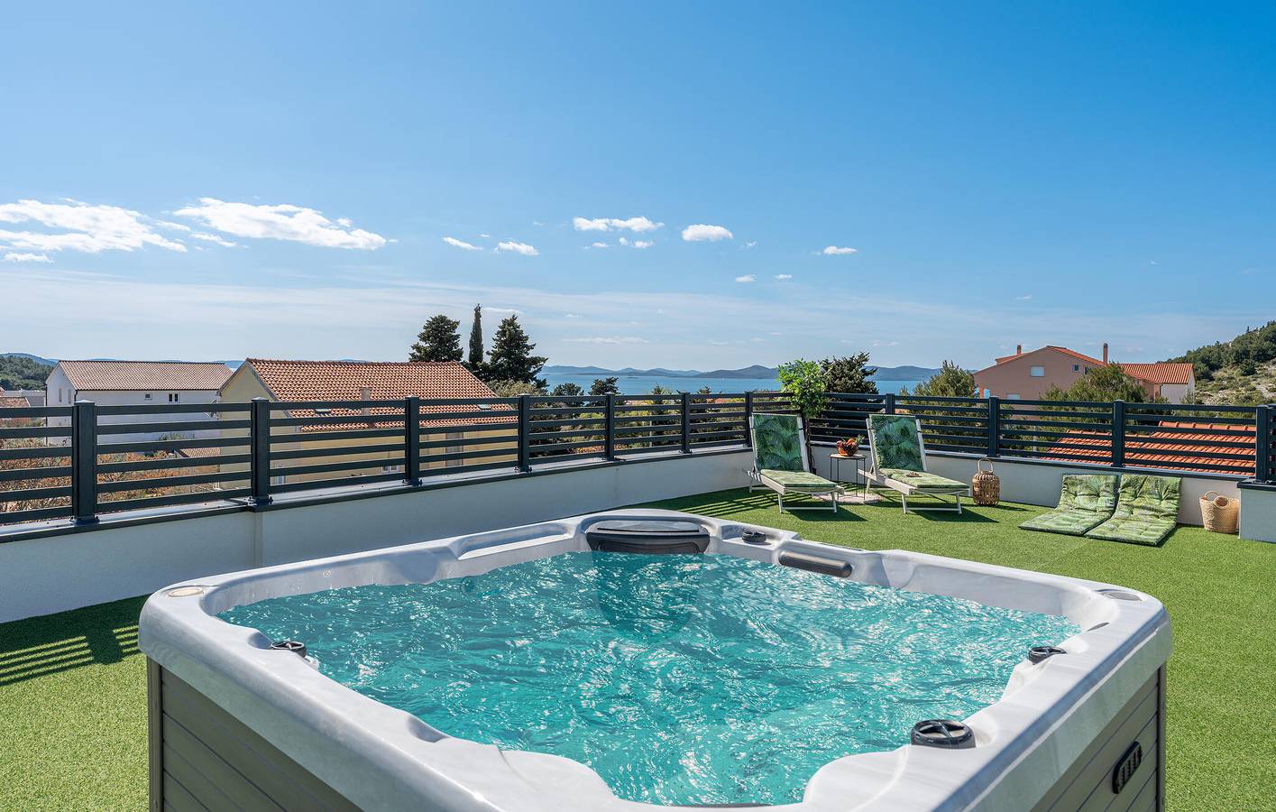 Ferienhaus für 10 Personen mit Terrasse in Drage, Zadar