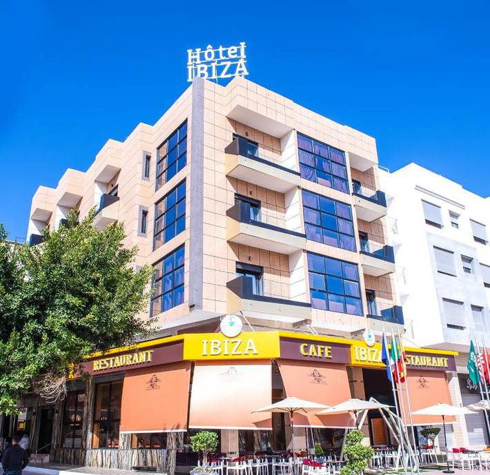 Hôtel pour 3 personnes, avec balcon et vue
