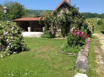 Location de vacances pour 10 personnes, avec jardin dans Massingy