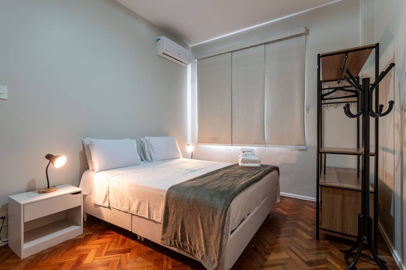 Entire apartment, 3 minutes from Ipanema beach | Pm203 in Ipanema, Rio de Janeiro