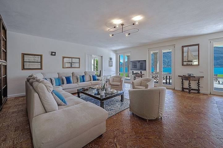 Villa für 13 Personen, mit Balkon und Garten in Pianello del Lario - 3