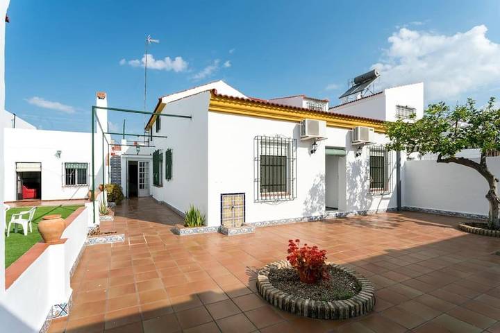 Maison de vacances pour 12 personnes, avec piscine et jardin