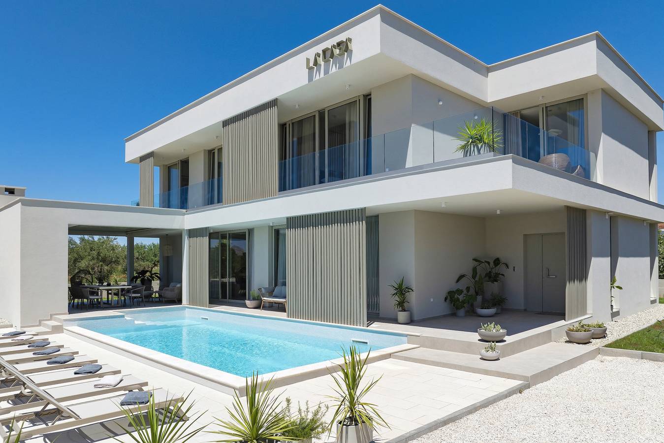 5* Luxury villa La Casa with heated pool and sauna in Bibinje, Zadar