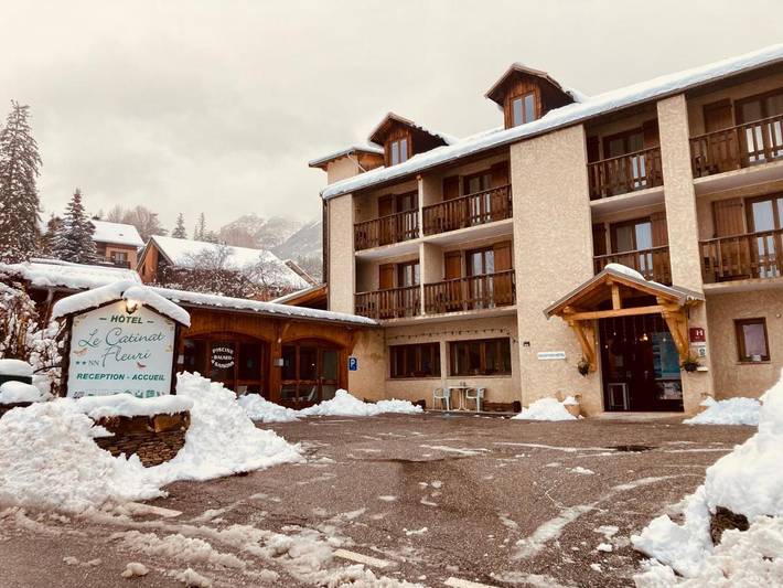 Hôtel pour 2 personnes, avec piscine ainsi que jardin et jacuzzi à Guillestre - 3