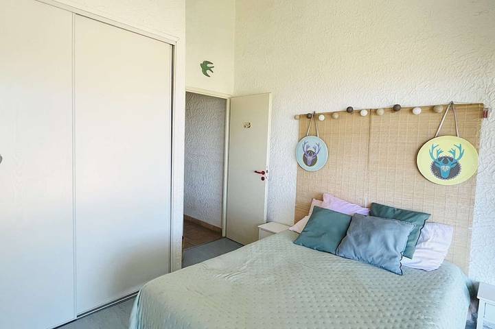 Gîte pour 6 personnes, avec terrasse dans Gare du Club Med Cocody - 3