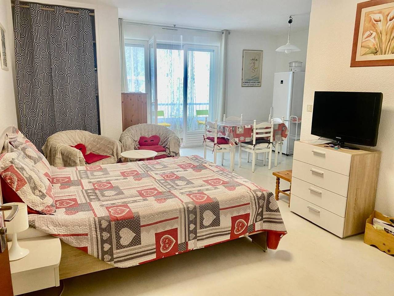 Studio entier, Studio tout équipé avec loggia, parking et Wi-Fi à 50m des cures - 2 pers - Animaux Ok in Amélie-les-Bains-Palalda, Région de Céret