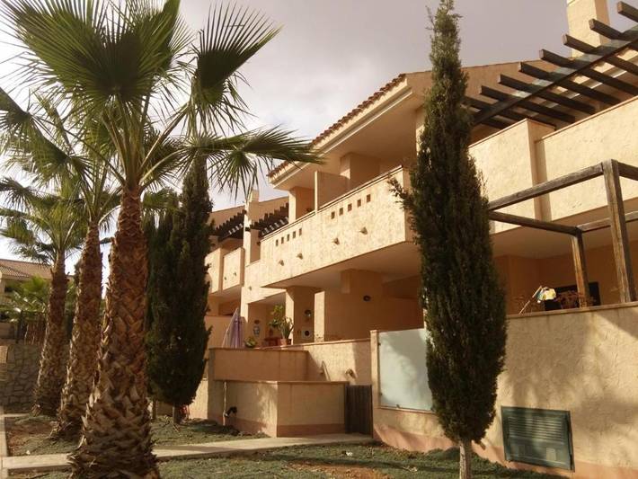 Apartamento para 4 personas, con jardín además de vistas y piscina en Fuente Álamo de Murcia