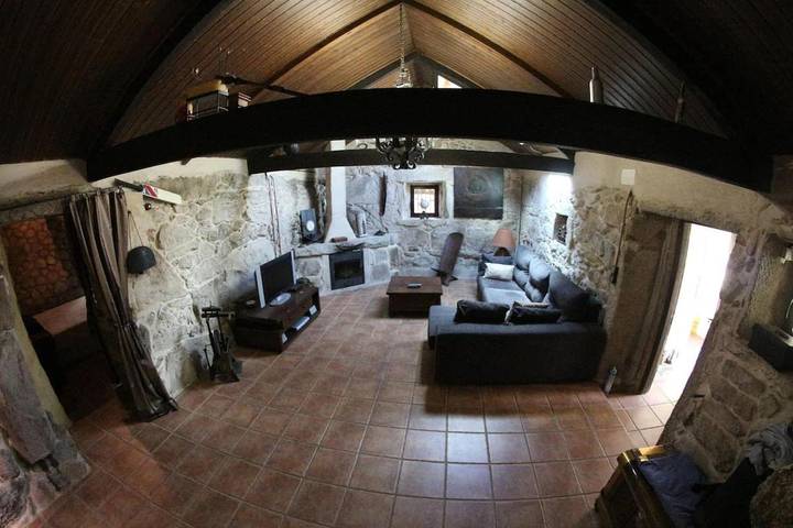 Casa rural para 5 personas, con Balcón y Terraza además de Jardín y Piscina en Porriño - 4