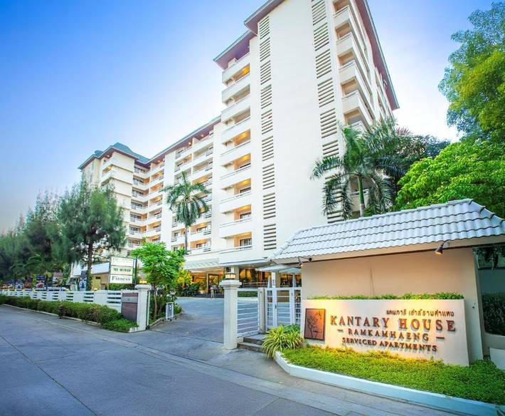 Apartmenthotel für 5 Personen, mit Whirlpool und Pool sowie Sauna und Balkon - 1