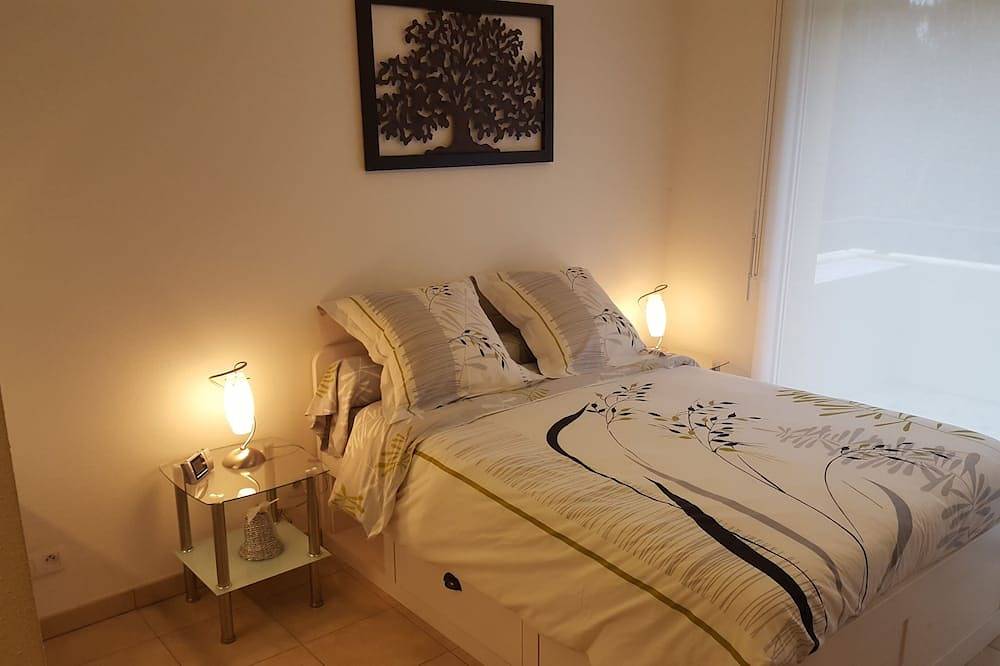 Appartement entier, Location studio 02  location de vacance  obernai en alsace vue sur petite forét in Obernai, Région de Sélestat-Erstein