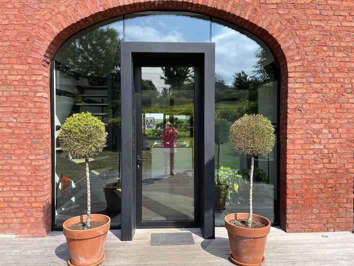 Location de vacances pour 15 personnes, avec jardin et jacuzzi dans Aye - 3