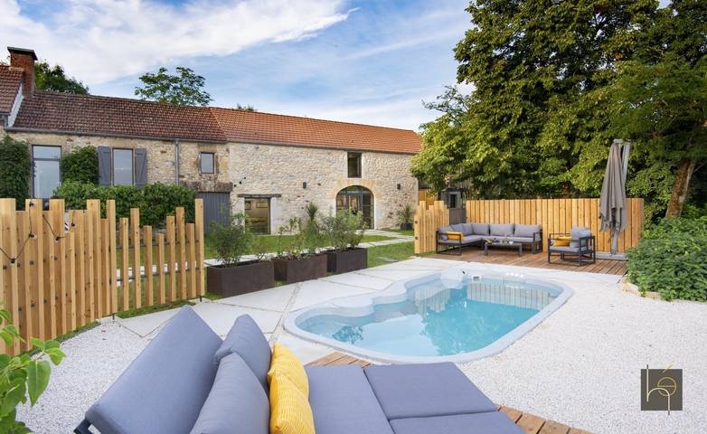 Location de vacances pour 2 personnes, avec jacuzzi ainsi que jardin et piscine à Peyrillac-et-Millac - 3