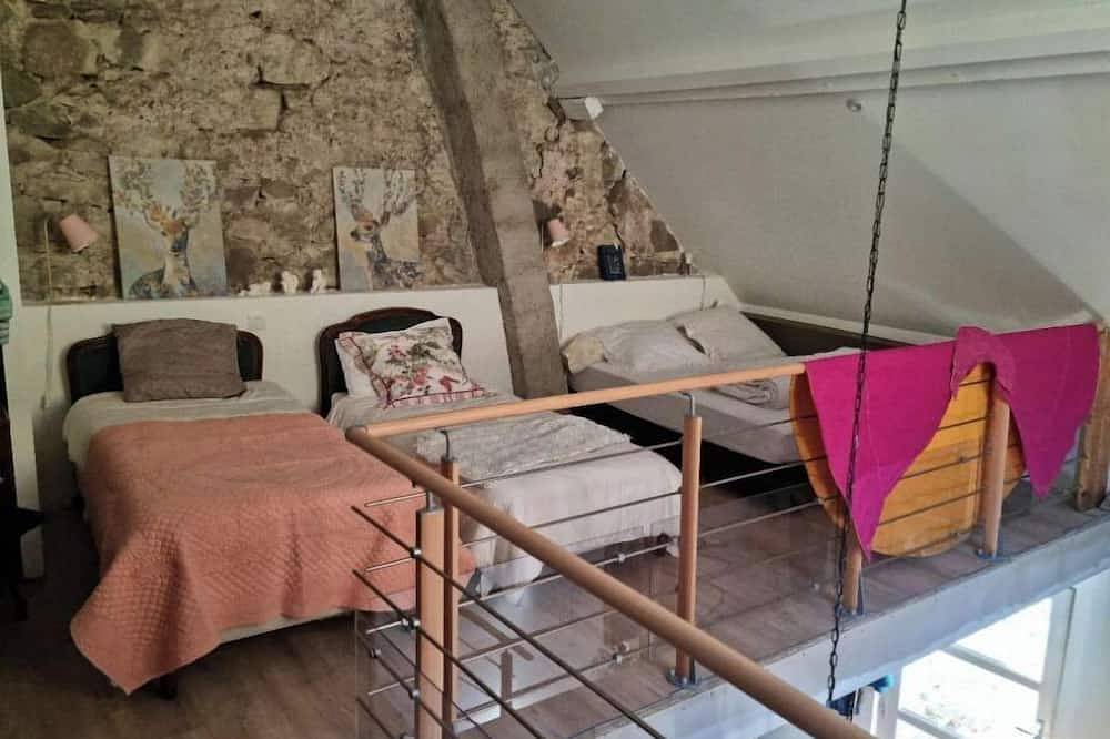 Renovated house, at 925m altitude, near La Mongie ski resort and Payolle lake in Campan, Pyrenees National Park