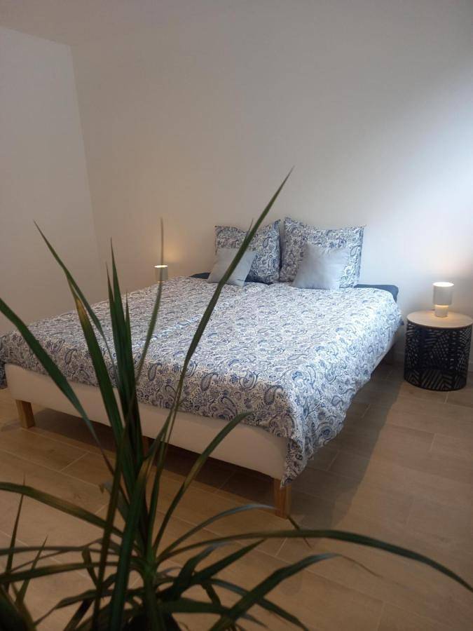 Gîte pour 4 personnes, avec vue à Boom - 2