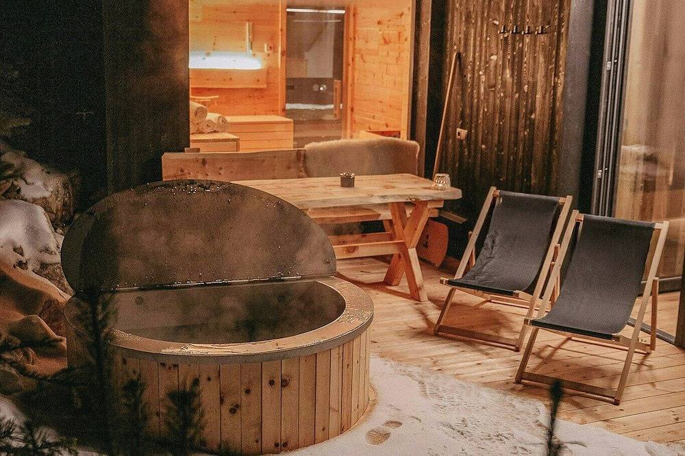 Chalet mit Spa und Pool mit Aussicht in Antholz, Rasen-Antholz