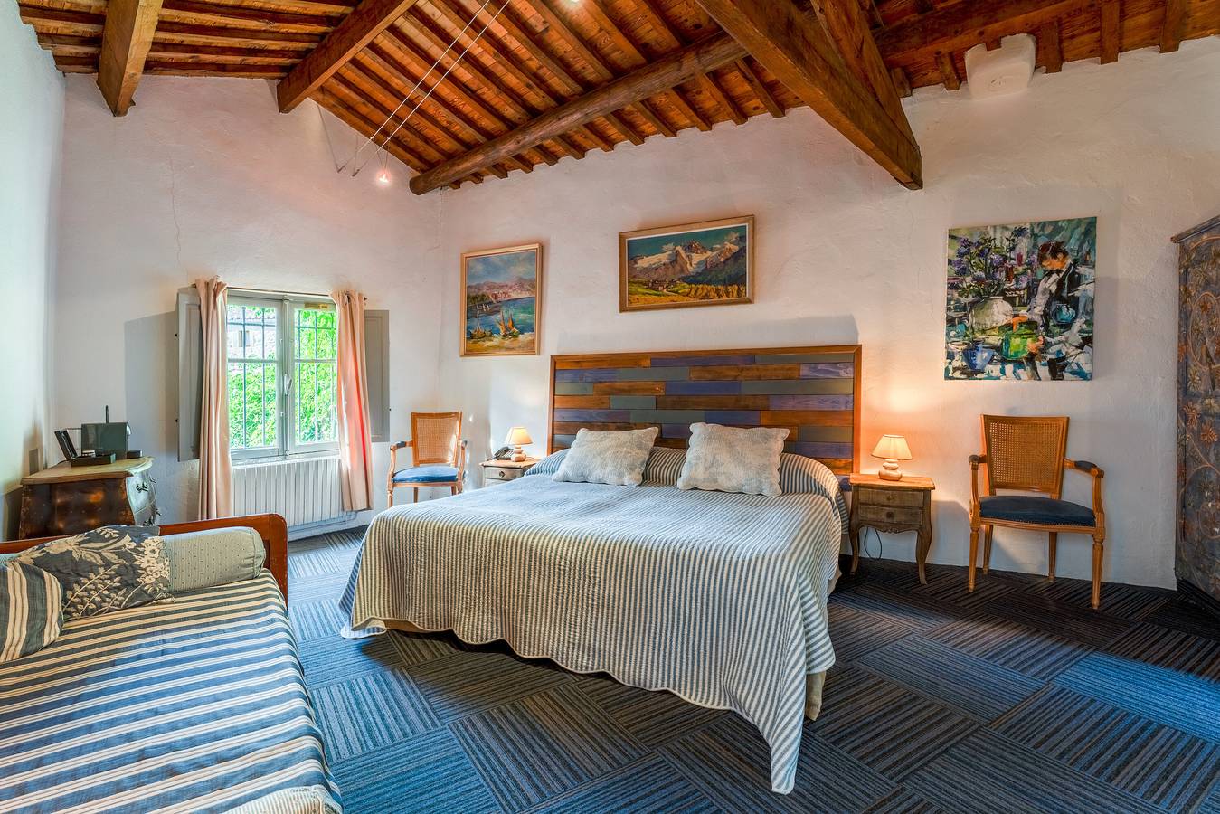 Chambre 14 avec piscine partagée, Wi-Fi et climatisation in Collias, Région de Nîmes