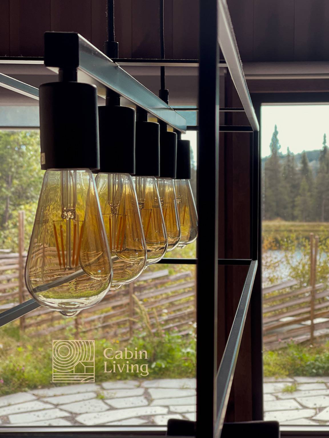 Unik hytte med utsikt, badstue, egen strandlinje, ski & elbilerlader in Skeikampen, Gausdal