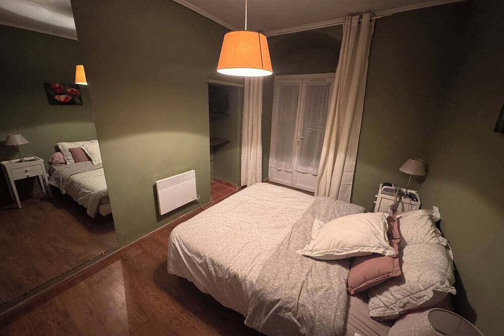 Appartement entier, Maison au village in Murato, Région de Calvi