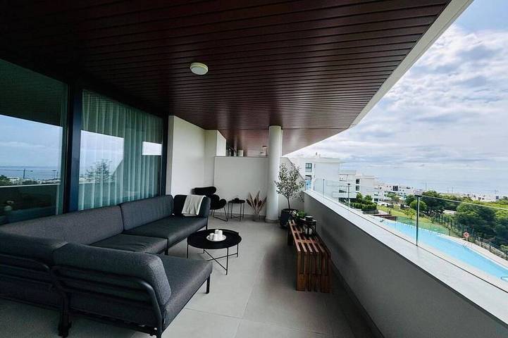 Ferienhaus für 6 Personen, mit Pool und Balkon sowie Garten, mit Haustier