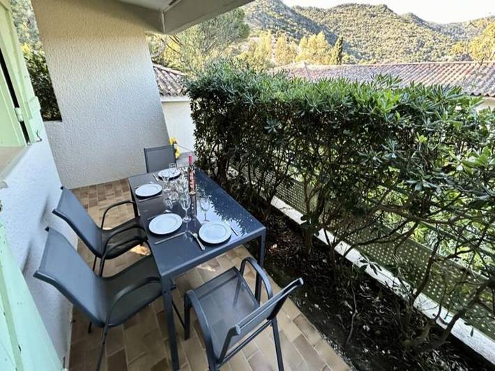 Gîte pour 5 personnes, avec jardin et piscine dans Pramousquier