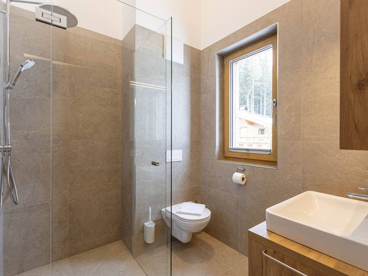 Ganze Wohnung, Mit 3 Schlafzimmern in Mittersill, Pinzgau