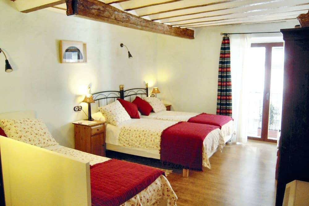 Homerez - Spacious House in Hornos with Mountain View in Hornos, Sierras de Cazorla and Segura Natural Park