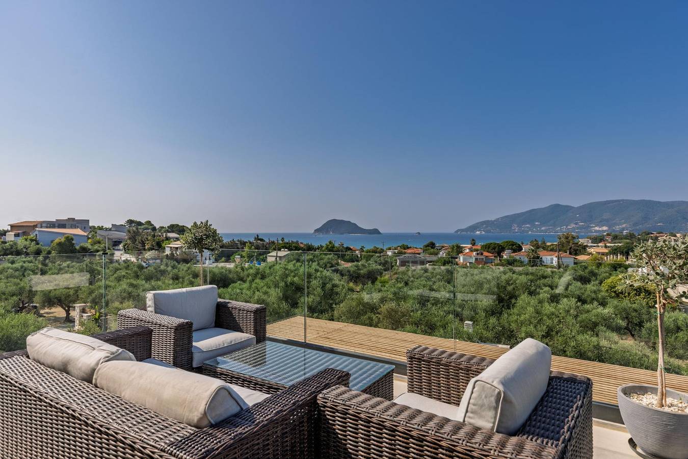 Cameo 1  Luxury Villa with Pool in Lithakia, Laganas