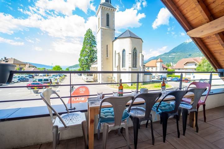 Gîte pour 4 personnes, avec Terrasse et Vue sur le lac à Duingt