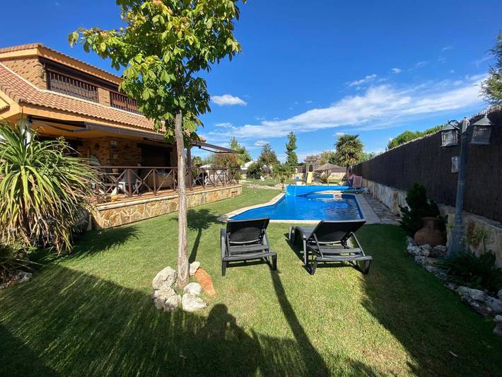 Casa rural para 9 personas, con Terraza y Jardín además de Piscina y Vistas en Escalona del Alberche - 2