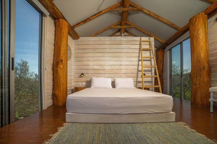 Country House 'Terra Vine Collection - Green Leaf' with Wi-Fi and Air Conditioning in Vanato, Zakynthos