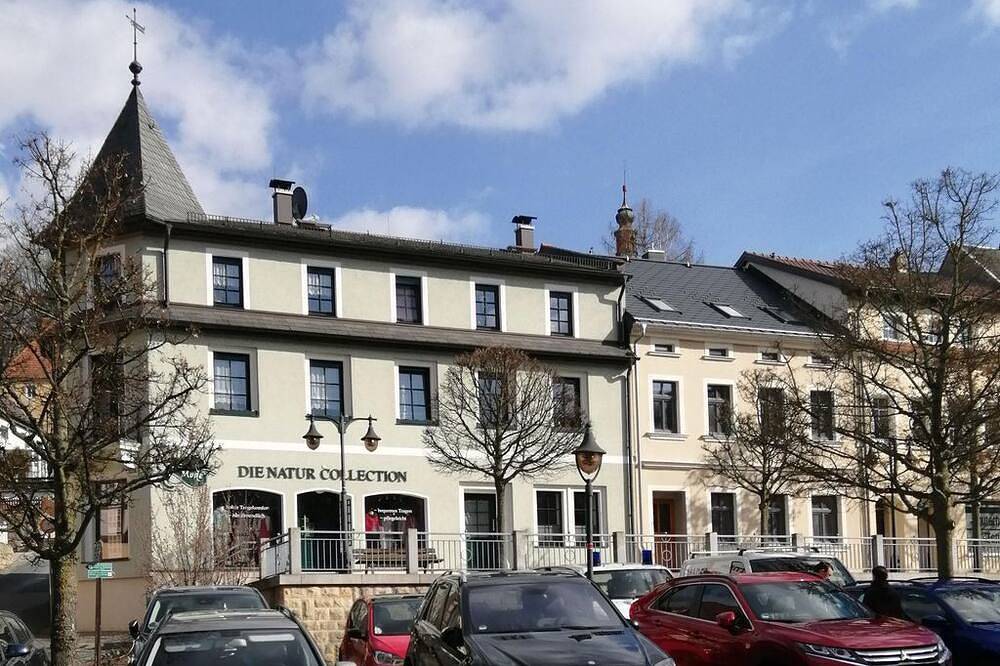 Ganze Wohnung, Apartment am Markt 4 - Ferienwohnung, Wohn-/ Schlafraum in Bad Gottleuba-Berggießhübel, Elbsandsteingebirge