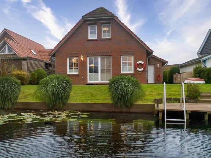 Ferienhaus für 5 Personen, mit Terrasse und Garten sowie Ausblick in Ihlow