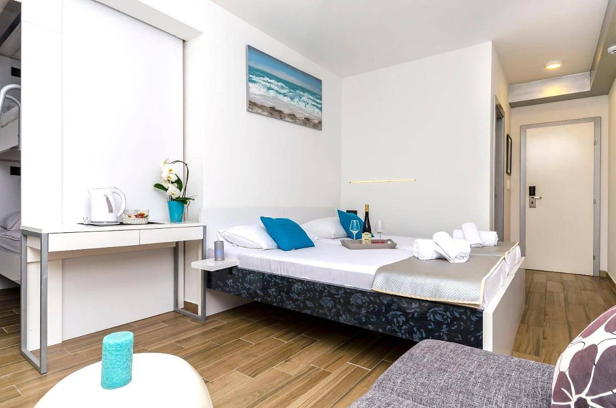 All Saints Suites B & B Kastela in Kastel Novi, Kaštela
