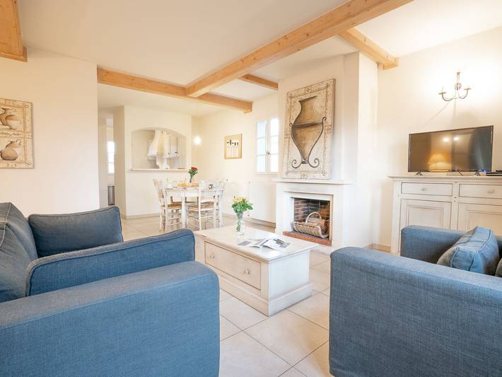 Gîte pour 4 personnes, avec Balcon et Terrasse ainsi que Jardin et Sauna à La Motte - 2