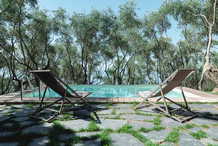 Location de vacances pour 2 personnes, avec sauna et piscine ainsi que jardin et vue à Lerici - 4