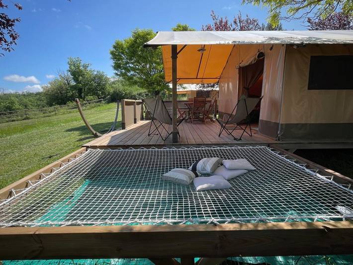 Location de vacances pour 5 personnes, avec piscine dans Éclassan
