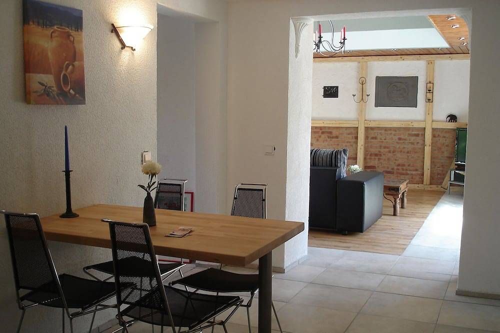 Ganze Wohnung, Feriendomizil 500 Meter zum Steisslinger Badesee in Steißlingen, Landkreis Konstanz