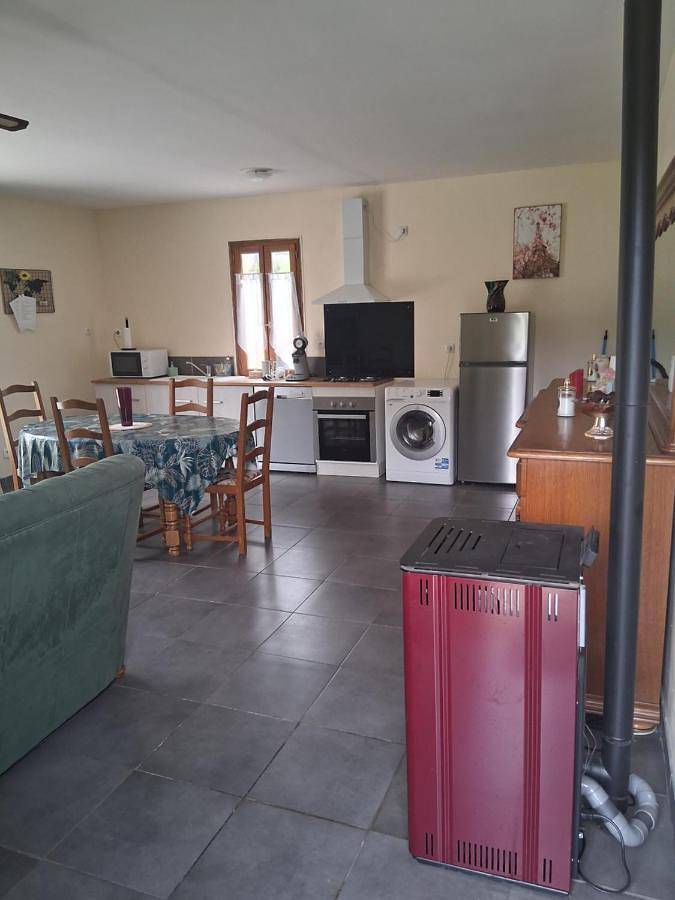 Location de vacances pour 4 personnes, avec vue et jardin à Payrignac - 2