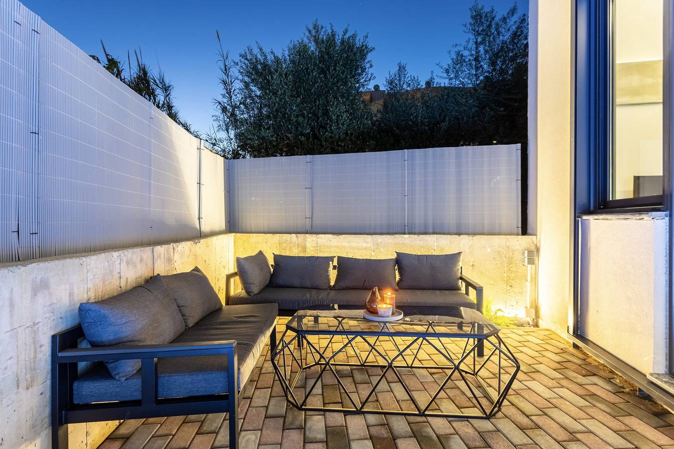 Ganze Wohnung, Ferienwohnung für 3 Personen mit Balkon/Terrasse in Kalamata, Messenien