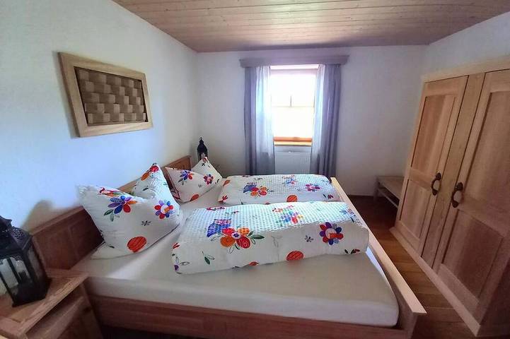 Ganze Wohnung, Ferienwohnung (60qm) im Landhausstil mit Balkon in Sankt Oswald-Riedlhütte, Šumava Mountains