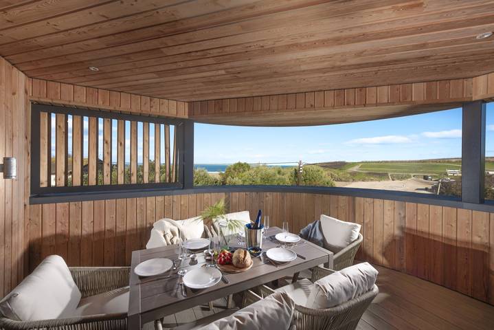 Holiday rental for 6 people, with terrace and balcony/terrace in St. Merryn