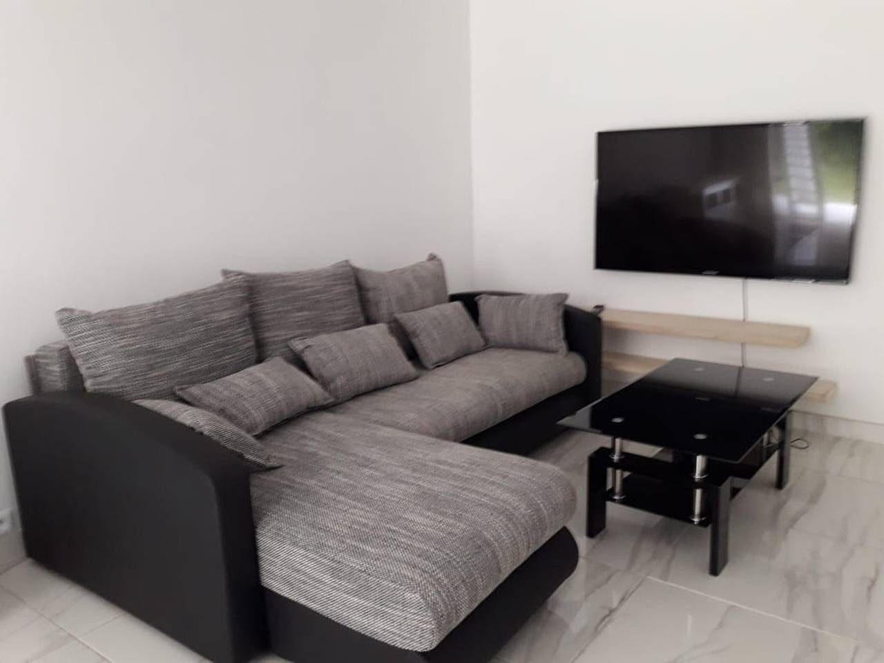 Entire apartment, Modern Apartment in the Heart of Le Lamentin / 65m² / Terrace in Le Lamentin, Martinique