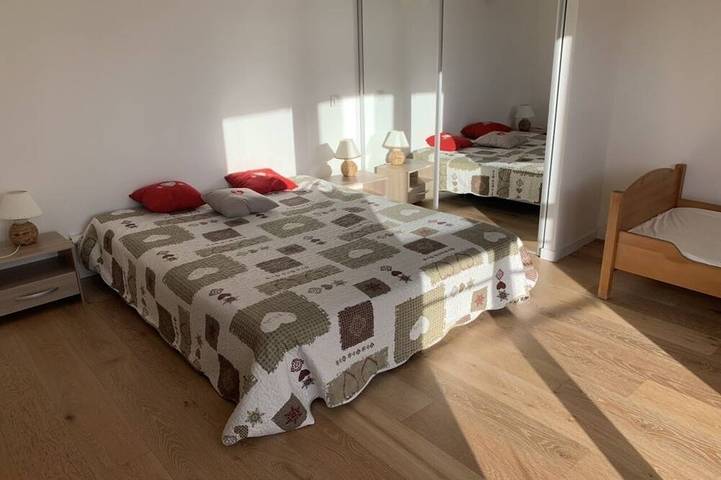 Gîte pour 6 personnes, avec jardin ainsi que jacuzzi et terrasse à Saint-Apollinaire - 3