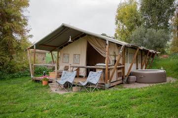 Camping für 4 Personen, mit Pool und Ausblick sowie Garten in Andalusien