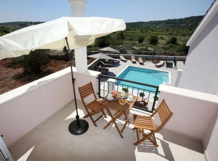Villa für 10 Personen mit Meerblick in Šolta (Split-Dalmatien), Grohote