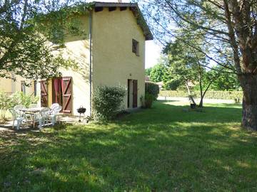 Gîte pour 5 personnes, avec jardin à Mézos
