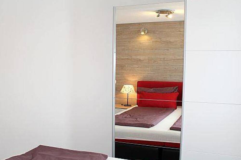 Ganze Wohnung, 4-Bett-Ferienwohnung Maaridyll - Maarberg Resort in Schalkenmehren, Vulkaneifel